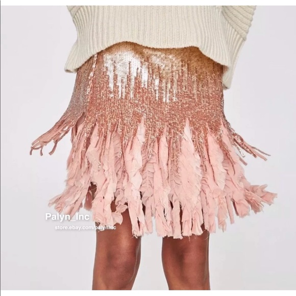 Zara Dresses & Skirts - Zara sequin Skirt
